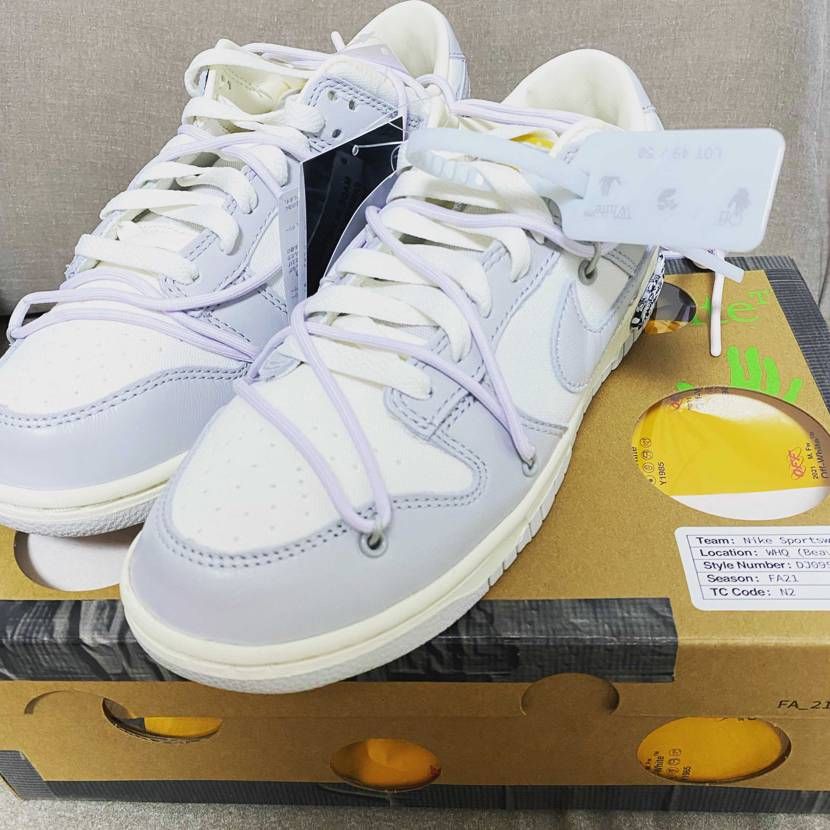 20日購入、lot49到着しました！！
実物めっちゃかっこいいっっっ！