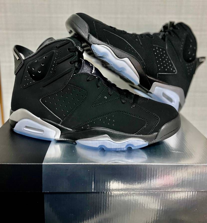 久しぶりにアトモス店舗で購入!
AJ6は何足あってもいい😆
安く買えるなら