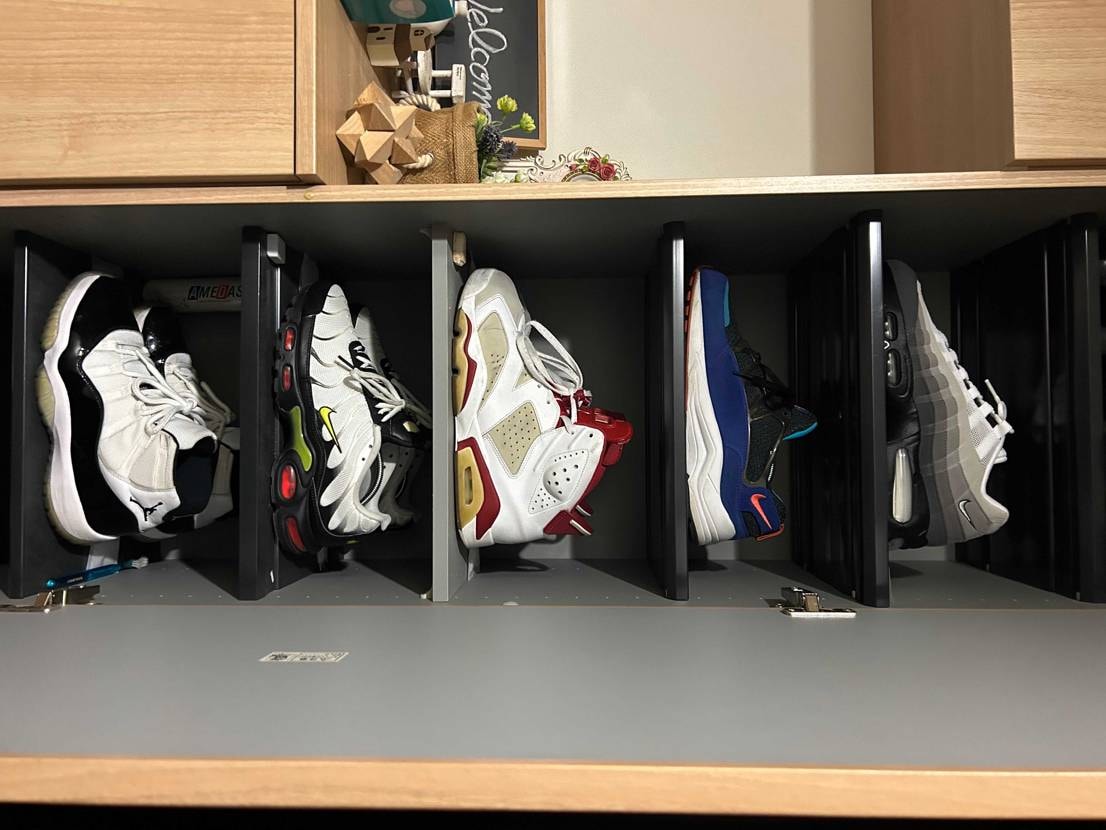 グラナイトはイエローグラデより好きです。
俺の大好きスニーカーたちどうですか？