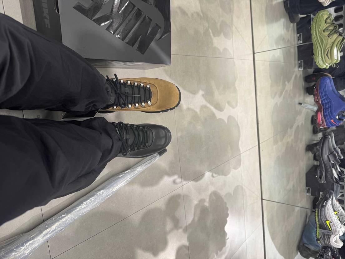 新宿のatmosで試着して正解でした。ワンサイズ下げが自分にはちょうどよかったで