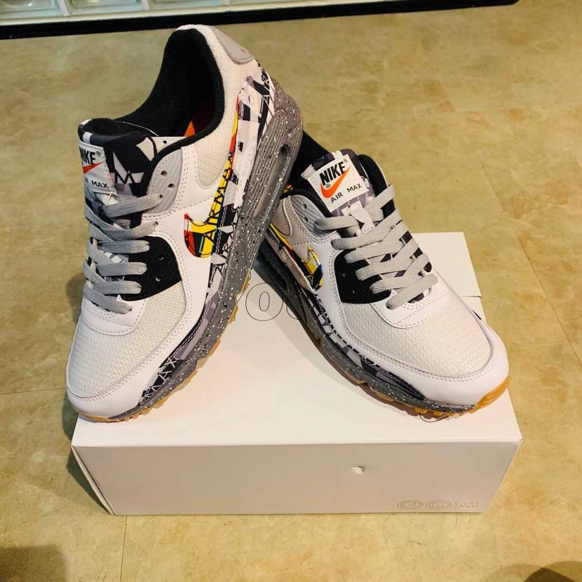 AIRMAX Dayに間に合って良かった
とりあえず明日はこれ履こ！

仕