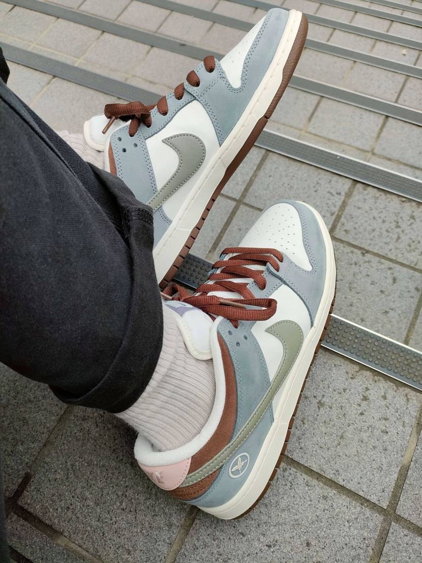 今日は堀米WolfGrey履いてお出かけ。やっぱDUNK足痛いけどカッコイイから