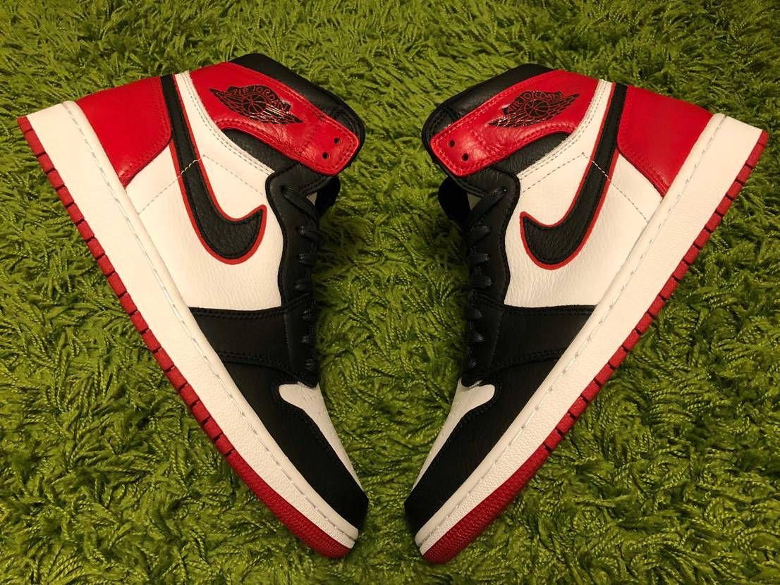 やっと完成!AJ1 BLOODLINEをつま黒風にカスタムペ