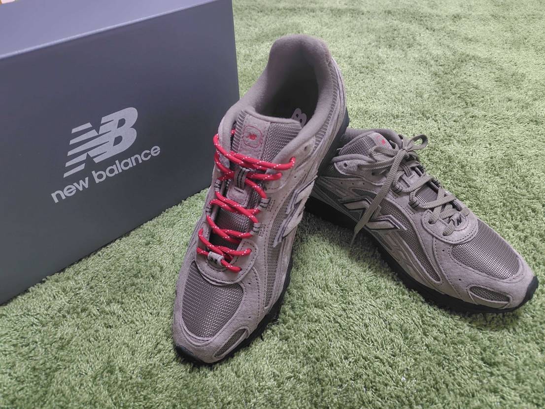 赤紐可愛い🐎🏇
ハラコ風ヒールはどう手入れすれば長持ちするんだろ??