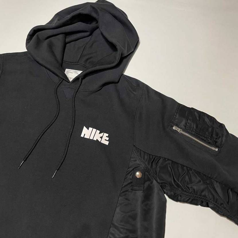 sacai×ナイキのコラボパーカー
個人的にはこのデザイン