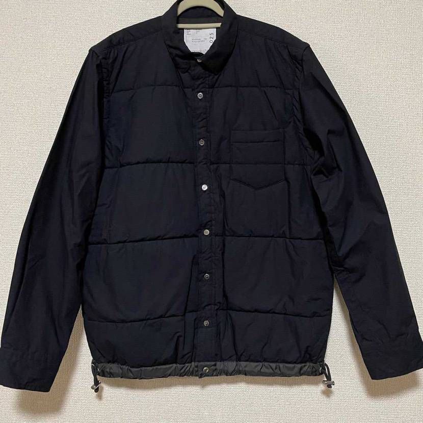 sacaiの中綿入りのシャツジャケット
黒で合わせやすく、