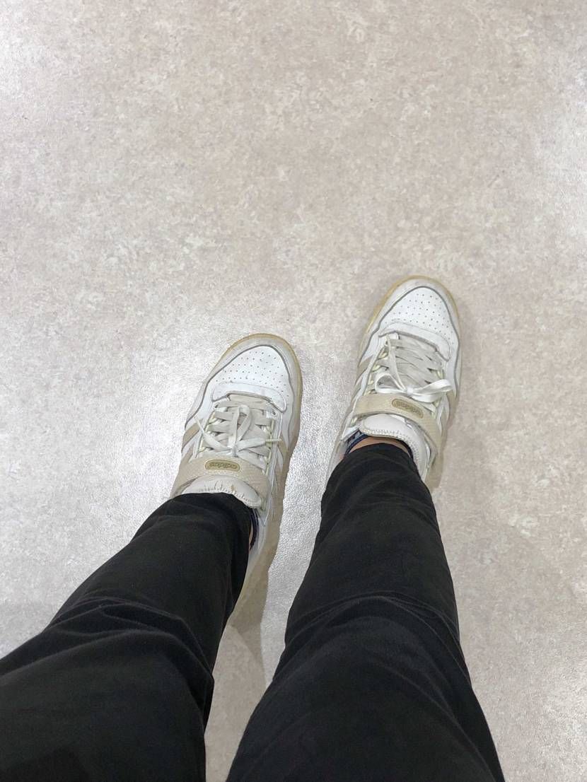 今日はオヤジの靴で耳鼻科🐽
これはadidasのなんの靴が古いものなのでわかる