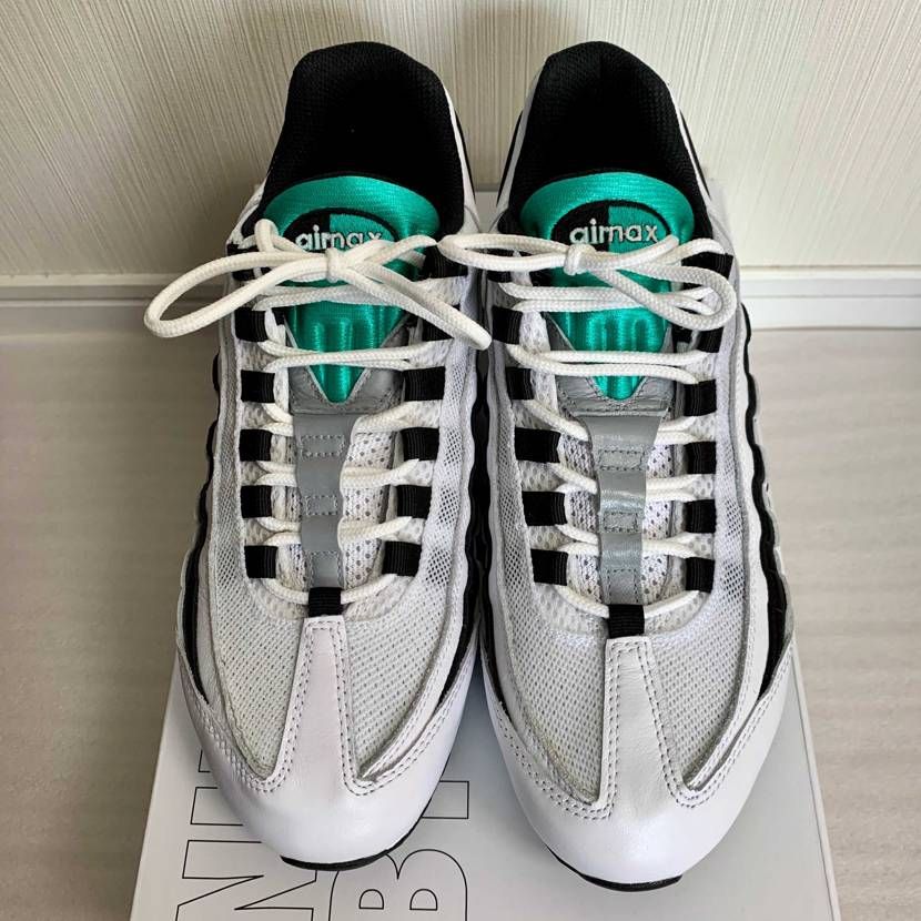 by youにプチカスタムして
ブラックボーダーを作ってみました。
タン下は