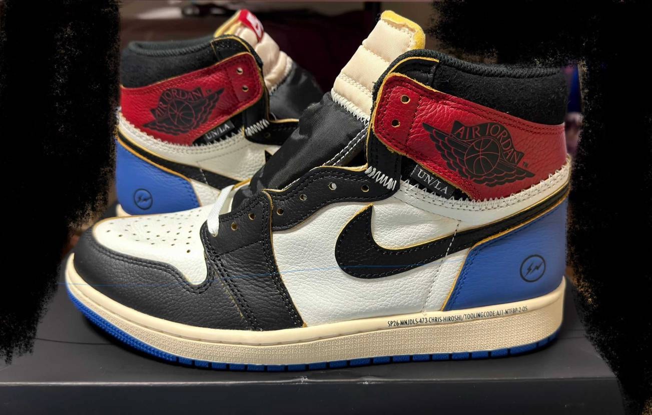 フッパトから先程やっと到着しました。
当選後発送連絡もなく、問い合わせても反応