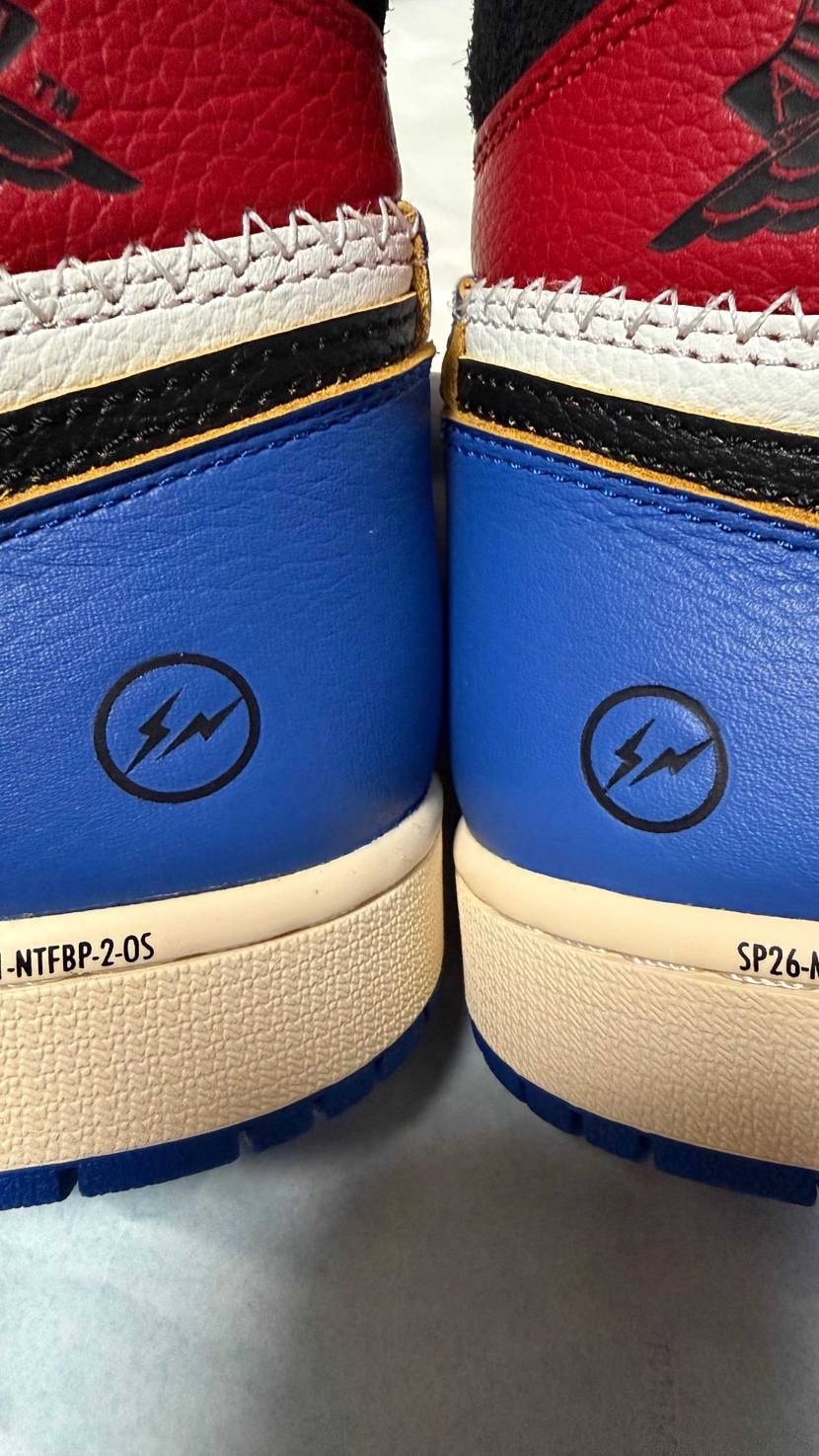 フッパトから先程やっと到着しました。
当選後発送連絡もなく