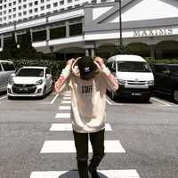 Yihong