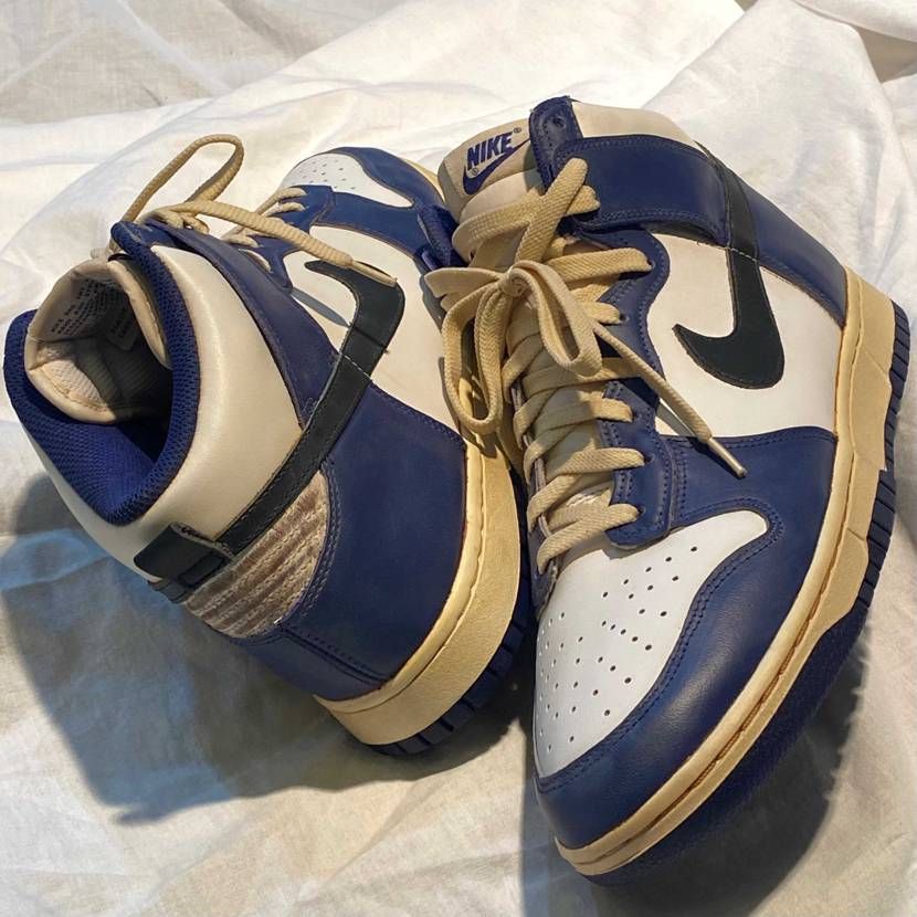 Nike WMNS Dunk High "Deep Royal Blue" (2