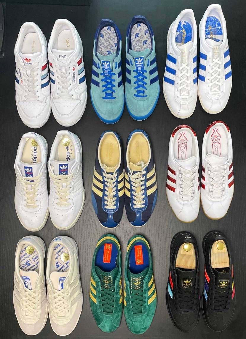 一年ちょっと前から魅了されて集めたモノたち。
購入順に左上