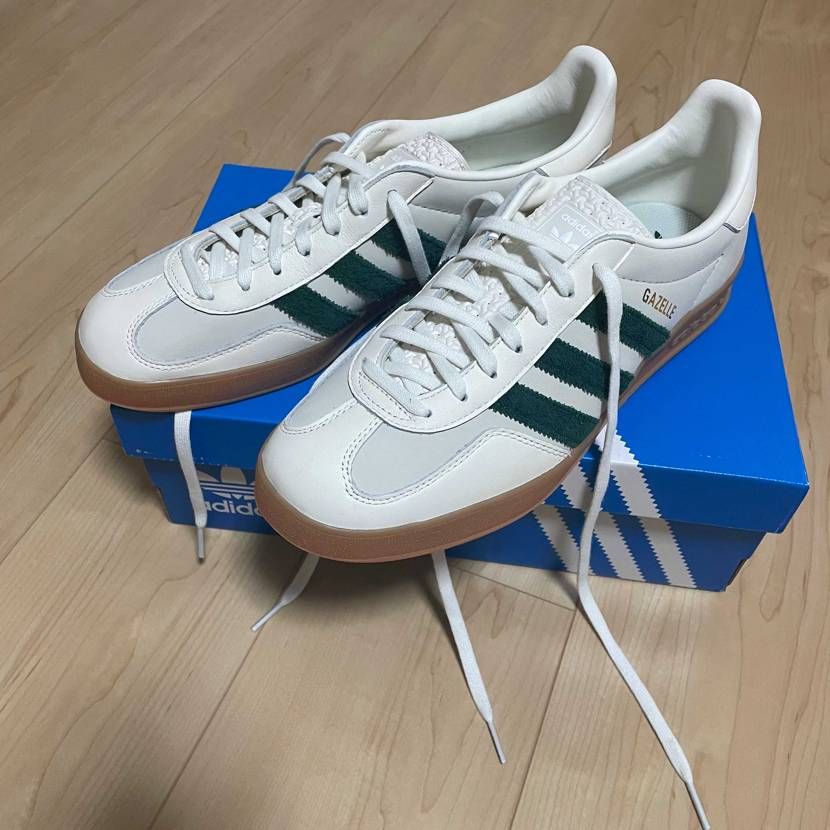 👀
アッパーはスエードじゃなくてヌバックでした！
ライニングは合皮！！