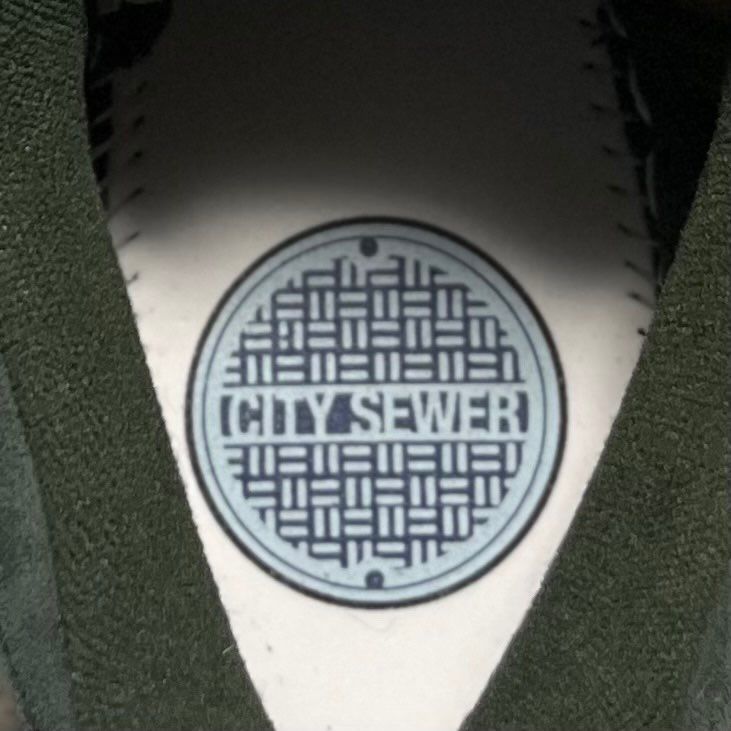 今日届いた🥷🐢
アッパーのシボがまず彼等を彷彿とさせる。
