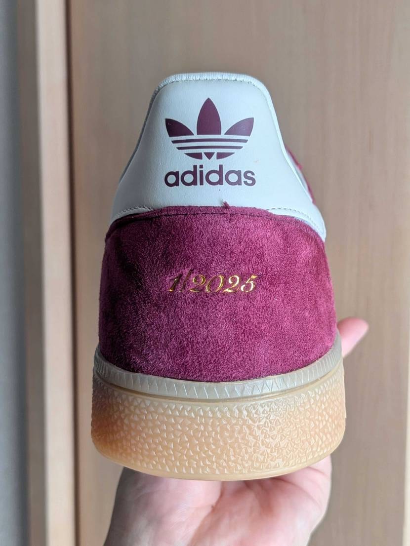 お久しぶりです！
本日Glasgow受け取りました。
