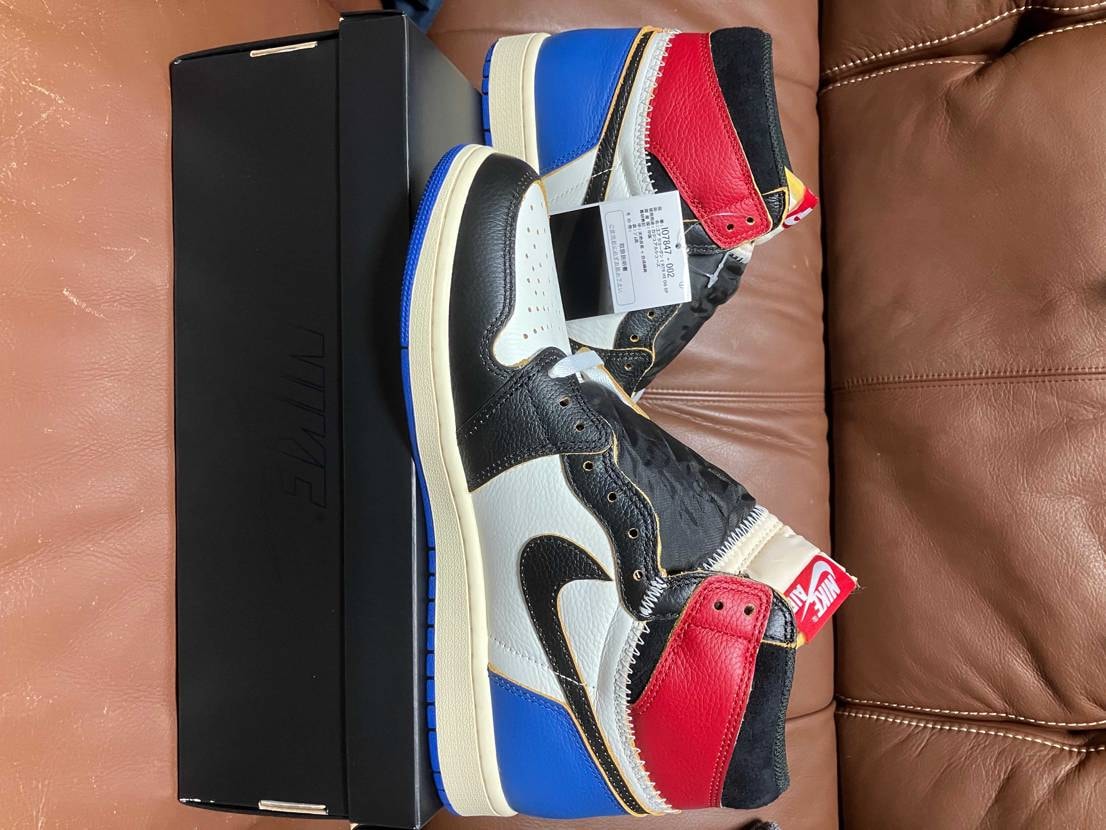 ユニオン当選品です。
28.5センチ 
黒タグ付き、新品