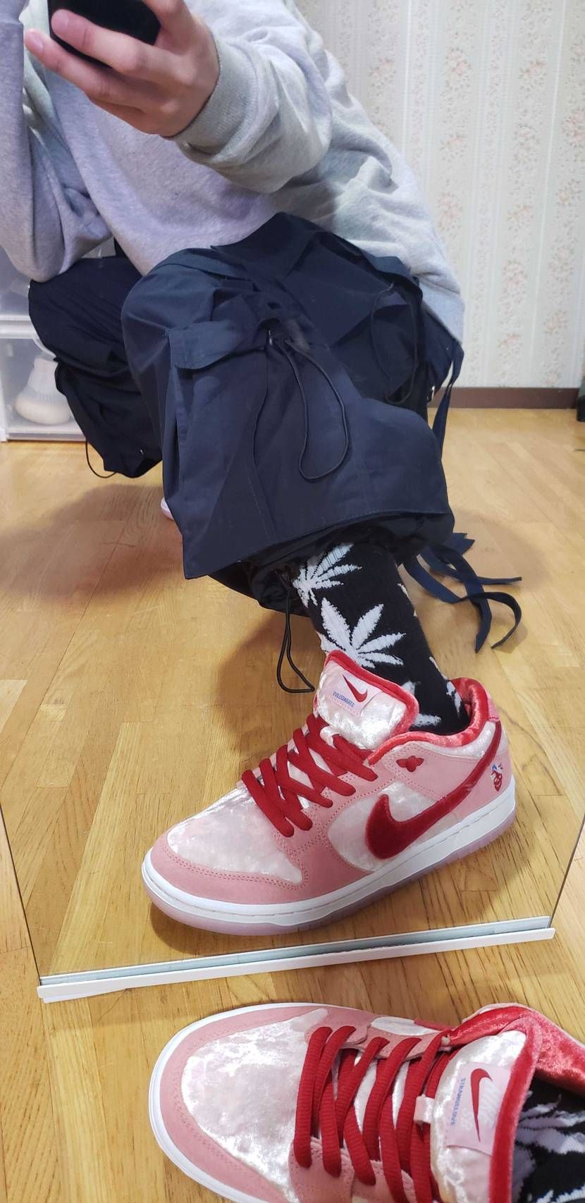 今までスキニーしか履いてこなかったのでちょっと新しいパンツに挑戦してみました。ち