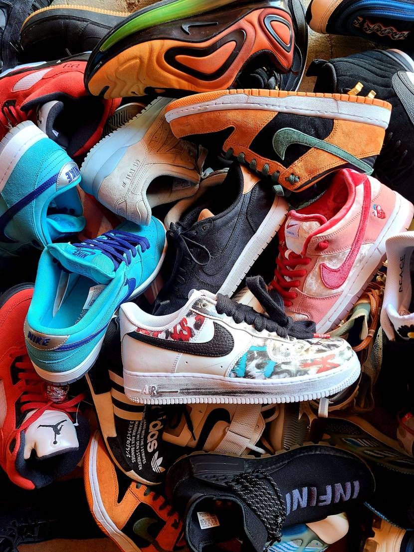 今持ってるスニーカーを映えさせてみました！結構いい感じ！
もっと増やして行きたい