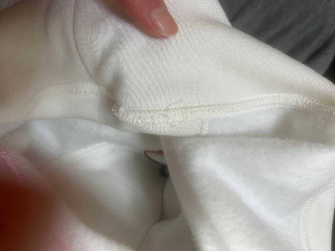 質問です！Supremeの2025ボックスロゴをスニダンで買