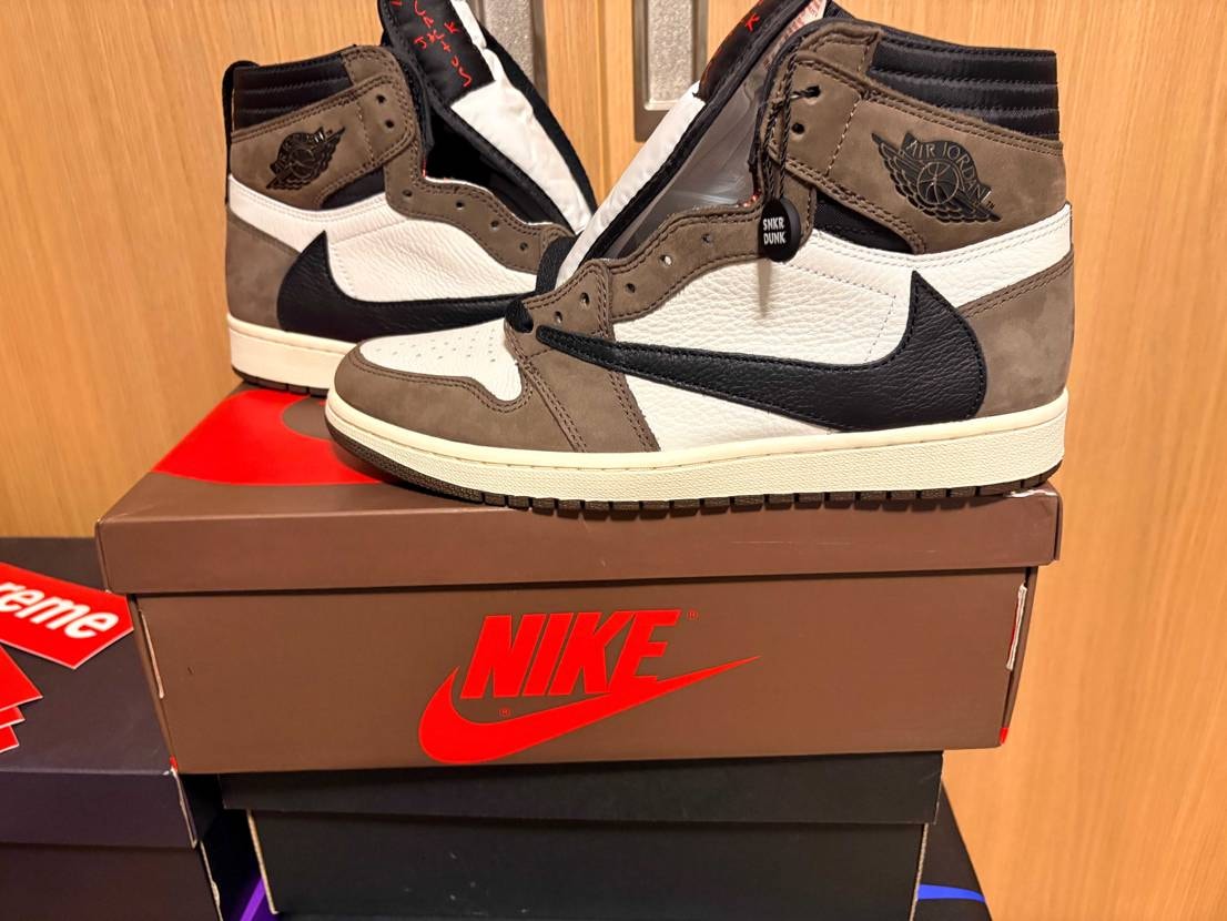 travis買ったんですけど加水分解しますか？