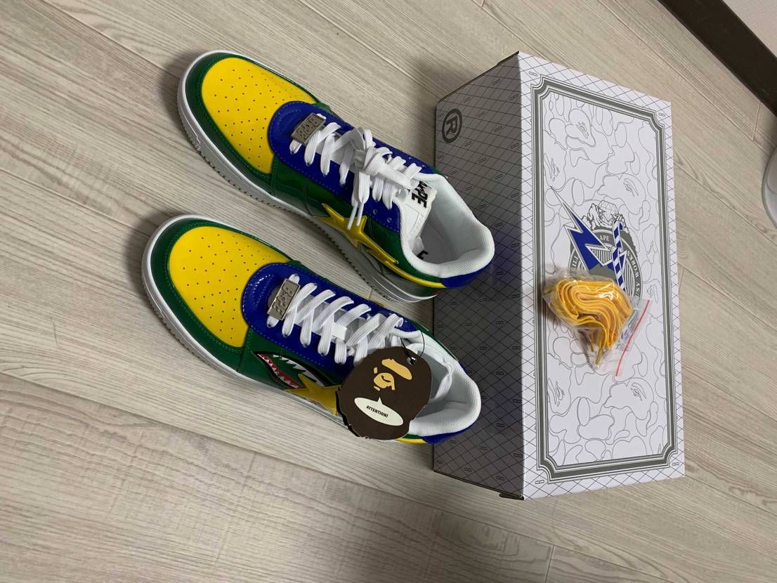 新品の靴は使用しておらず、傷やその他の汚れはありません。フル