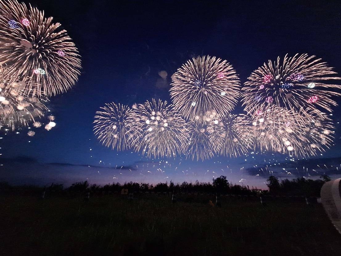 こんにちは！
昨日長岡花火に行ってきました！いやー、感動した！
しかし河川敷
