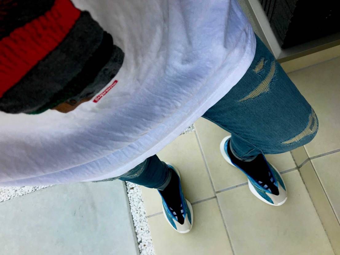 yeezy Virgin 卒業しました
めちゃかっこいい
