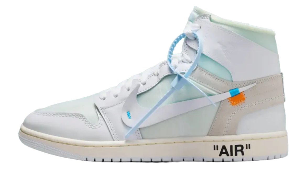 ２足当たったらどうしょうかな？とか考えててすみませんでした。当選0足でした…