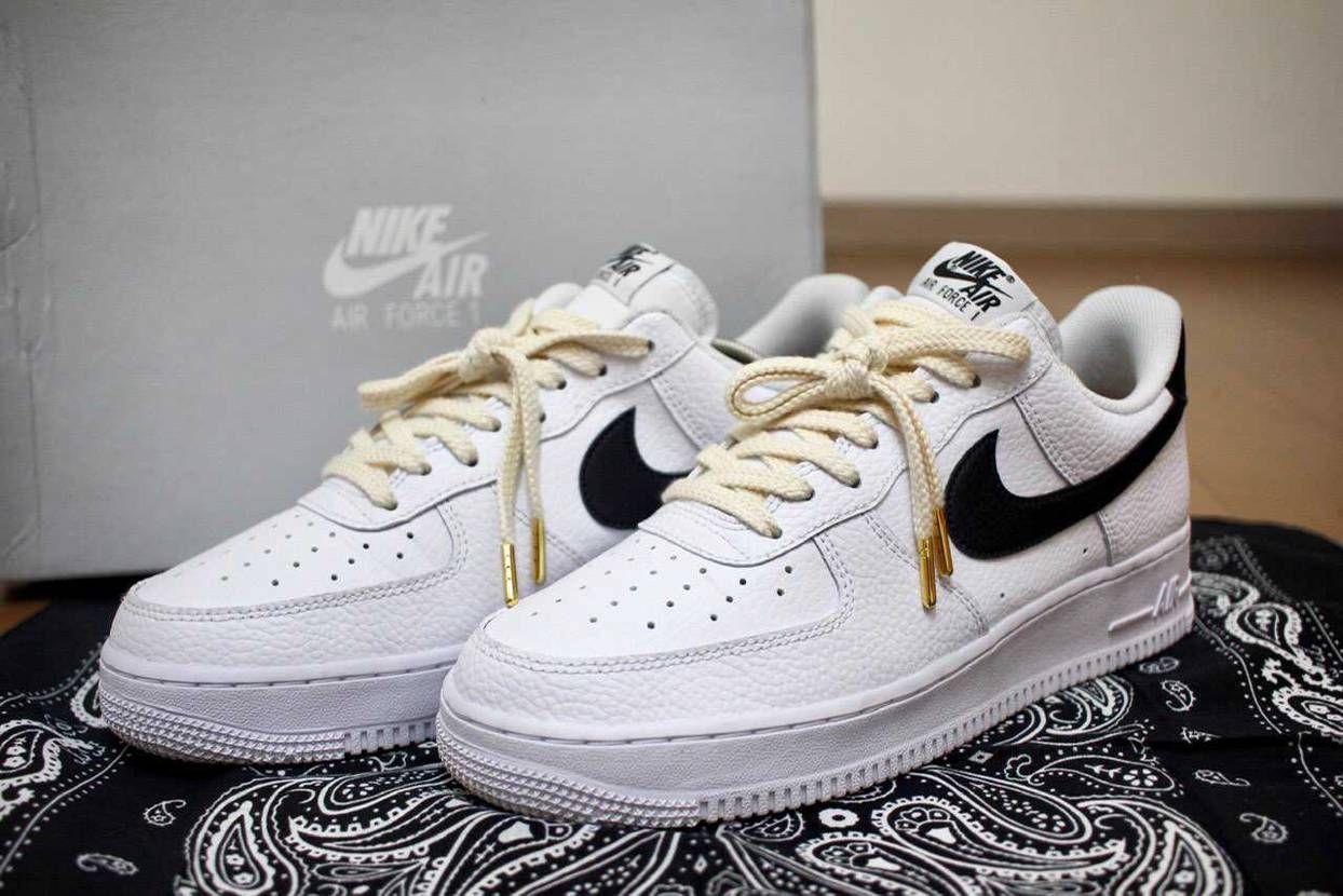 シューレースを変えて
気分を変えました。

ヴィンテージ感、最高