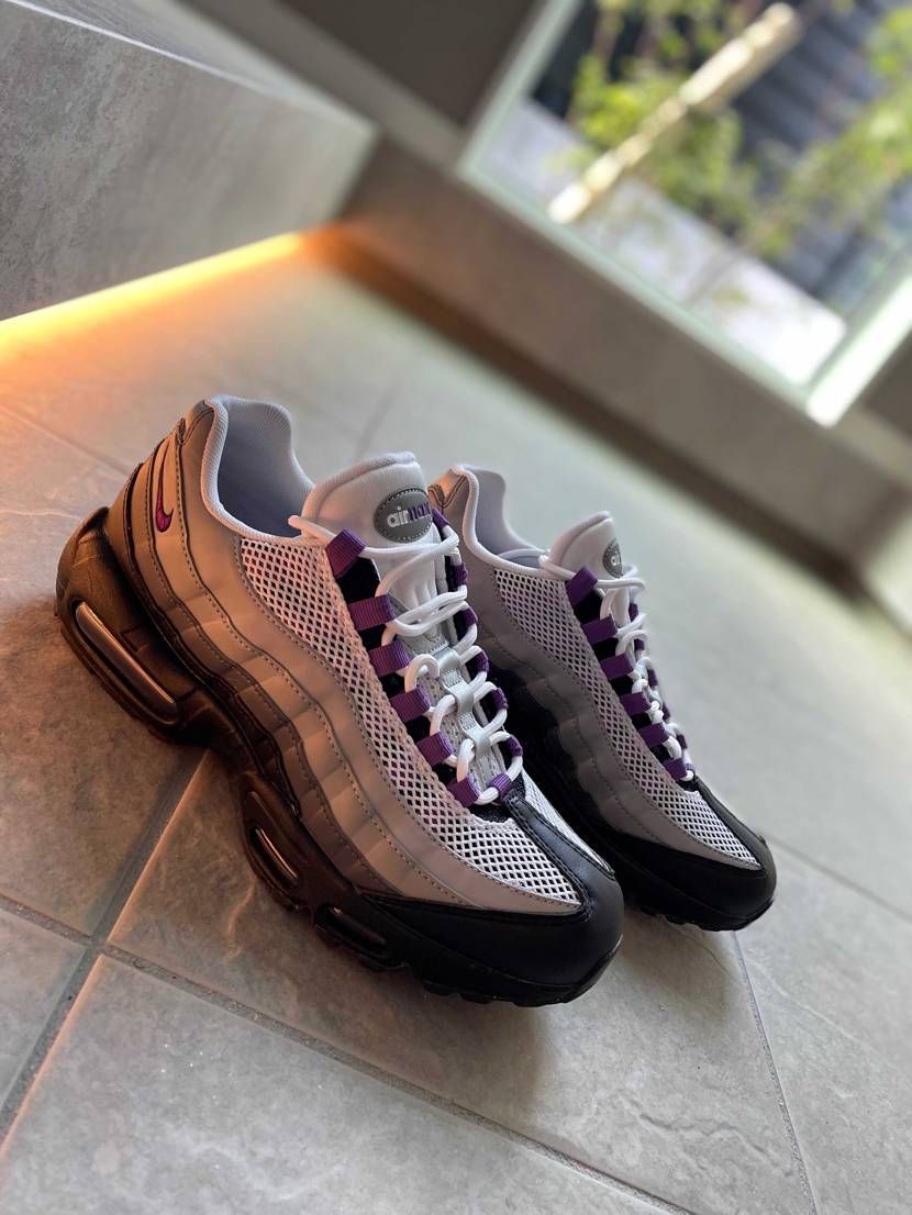 グリーンに続きパープルも届きました👟
メンズ95のハーフアップでしたがピ