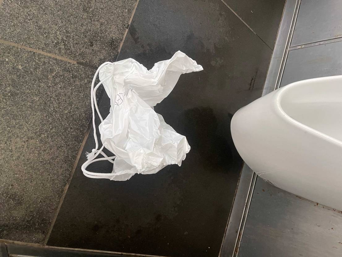 ちゃんと持って帰れ！w