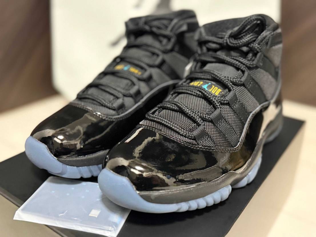 先日、仕事抜け出してWOFにて引き取ったGamma♪👟
店舗引き取りだったんで