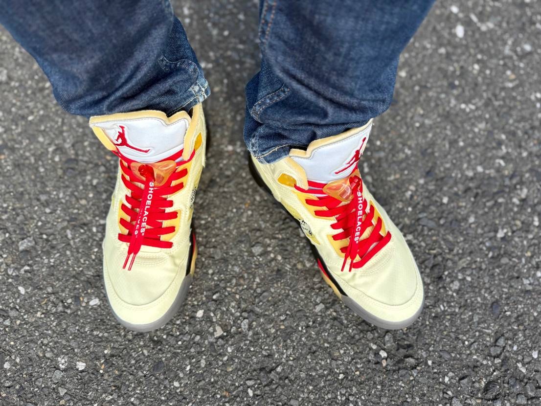 最近5を履きがち♪👟😘
からのパーカー重ね着オヂです🥸🙄🙄