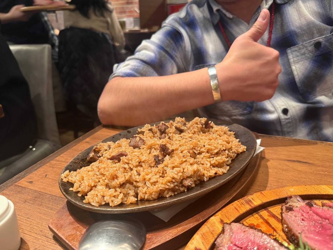 昨日の晩はソムリエパイセン推しのガンマを履きまして…♪👟
