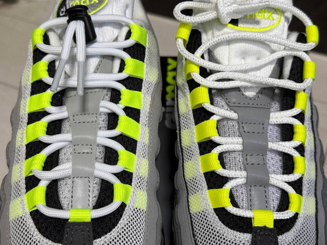 やっぱりイエグラが好き♪👟😘💕

こう見ると黄色味が全然