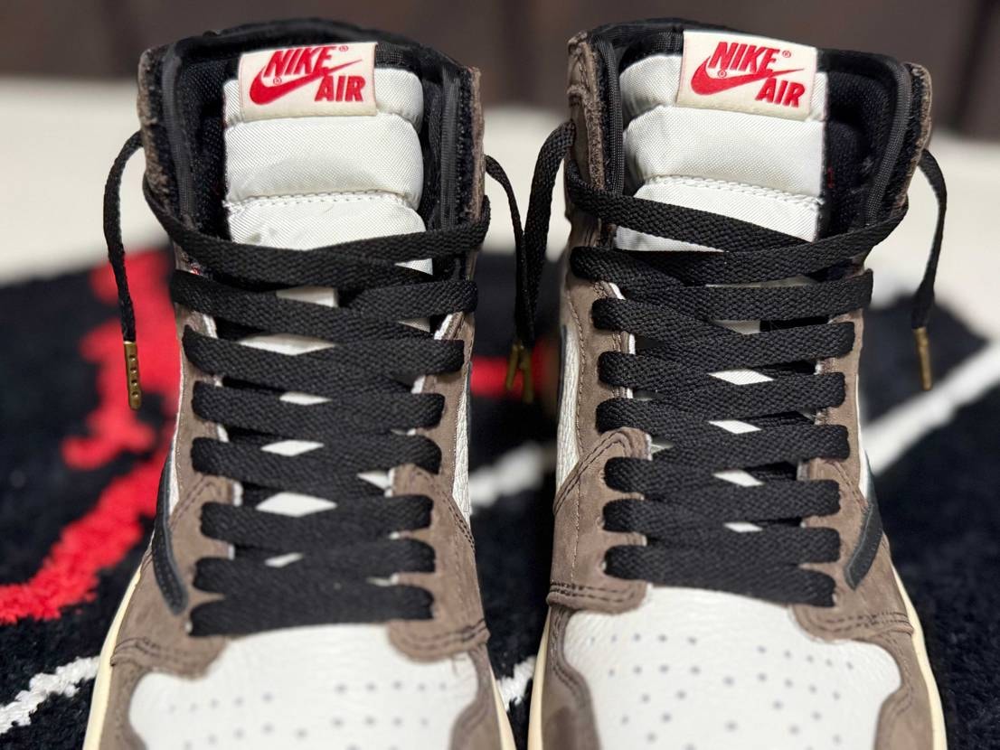 皆さんこんばんみ♪🌃
最近ですね…
おじさんwax紐に絶