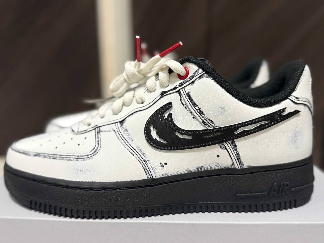 関係者各位
本日無事到着しました♪📦👟
その節はお騒がせ