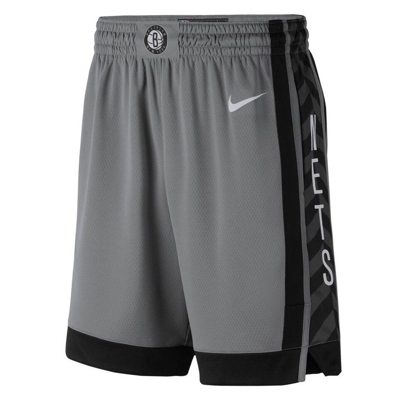 KYRIE IRVING
“what’s your nam