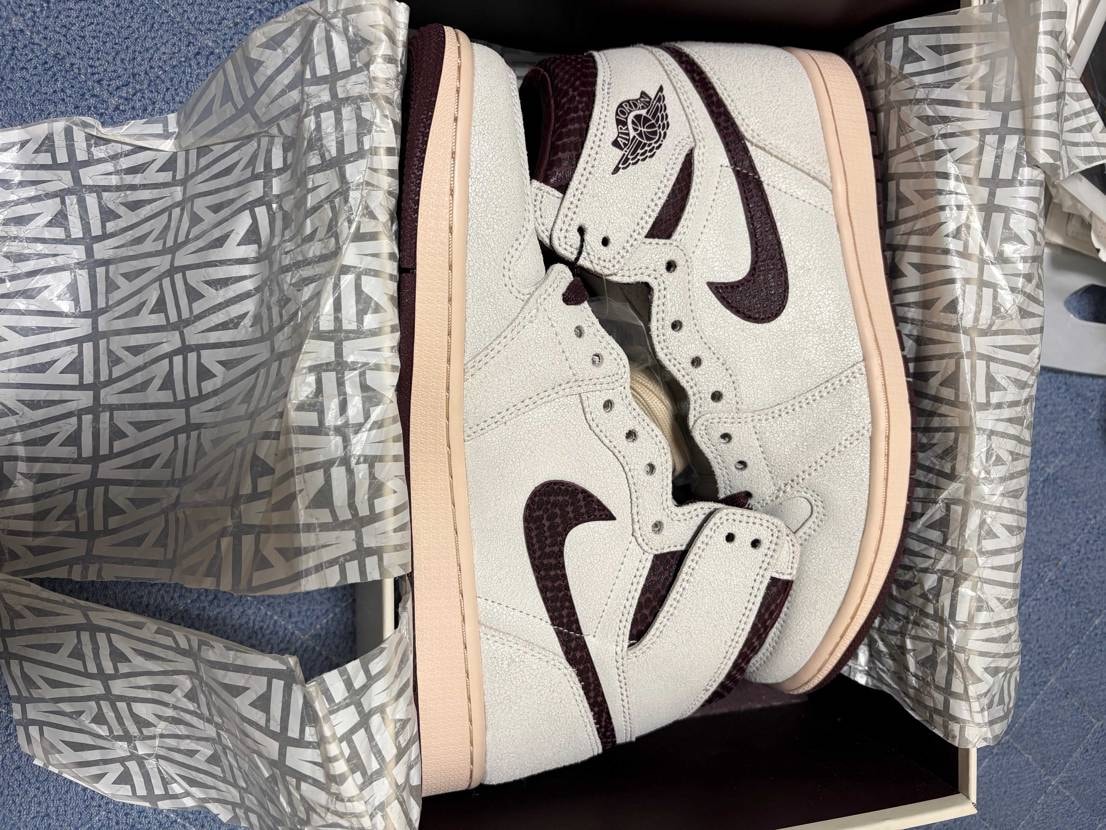 お年玉はたいて買ったが最高すぎる
バイトできるようになった