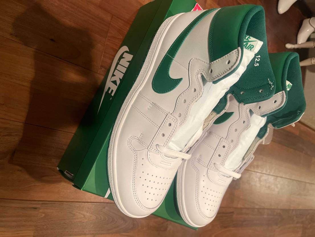 やば！
エアシップかっこよすぎじゃん。
30.5センチでかいと思ってたけど全