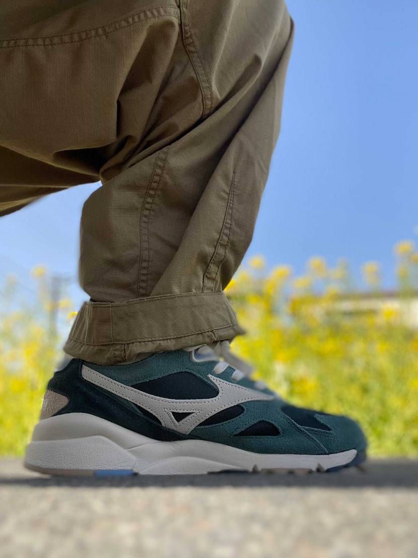 moro散歩🚶🏽‍♂️🚶🏻🚶‍♀️
いつも通りすぐ履くおじさん🤣
キャンバス