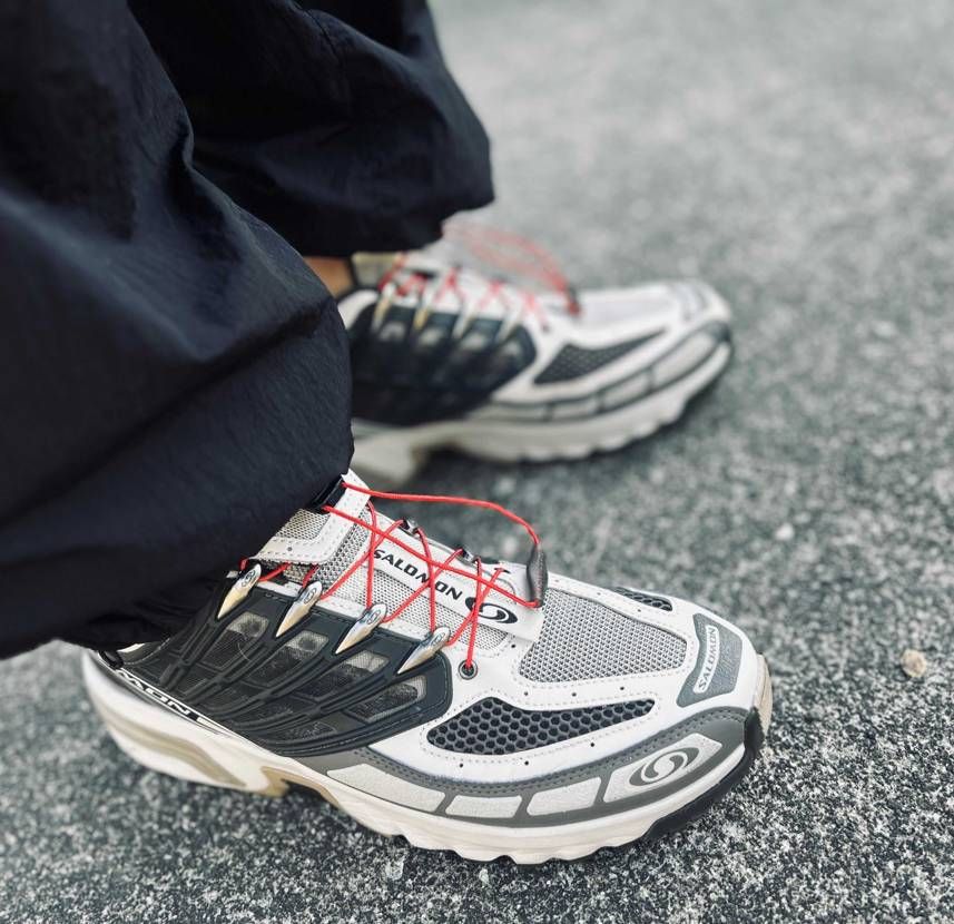 雨さえ降らなきゃ最高の👟すな👌全く蒸れないし