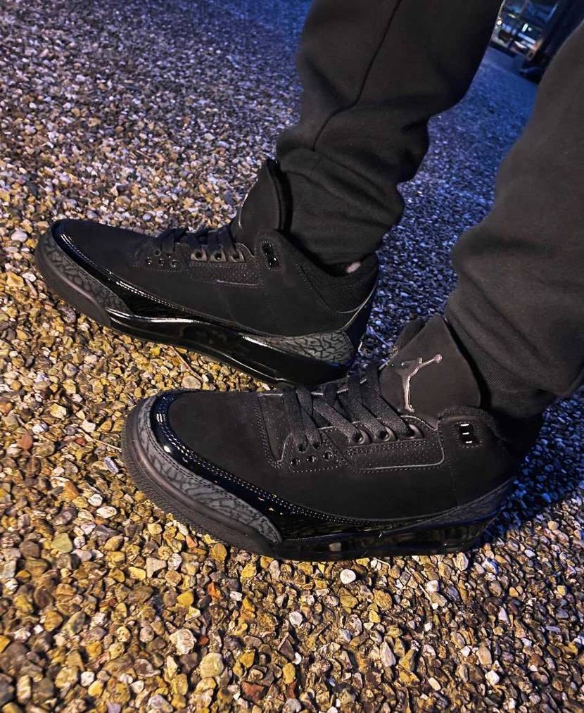今日はjordan3の🐈‍⬛でおでかけ
エレファント柄のシューレースも良いけど