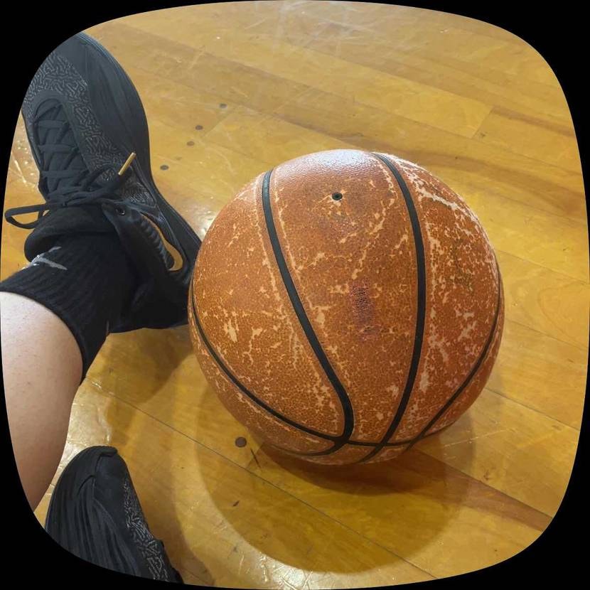 今日はフリーク7でバスケ⛹️
バシッと止まれるし疲れないし最高の1足！
買っ