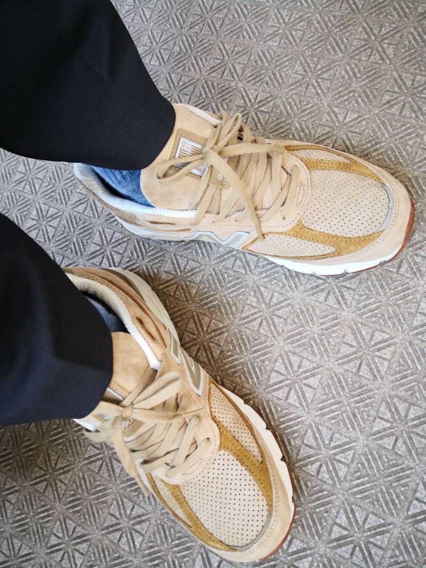 秋用に下ろしてみました
久しぶりにNB履きましたが軽いです