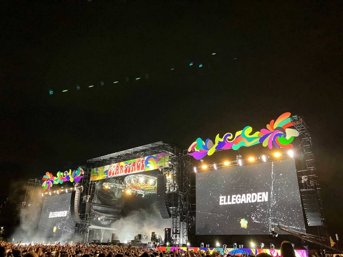 今日はパランを履いてビバラロックに来て大好きなELLEGAR