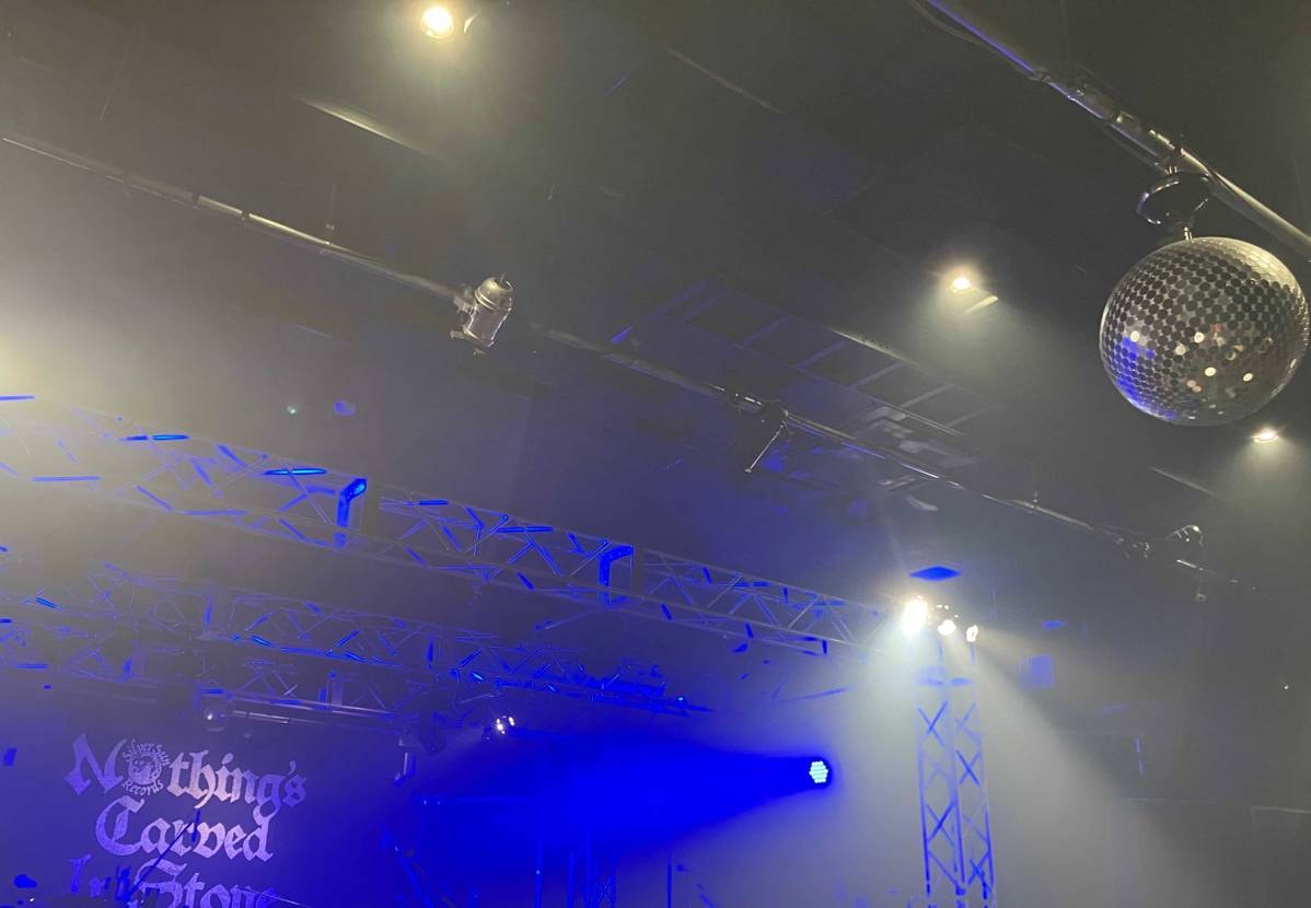 今日はシャタバ履いて好きなバンドのライヴ行ってました。凄く盛