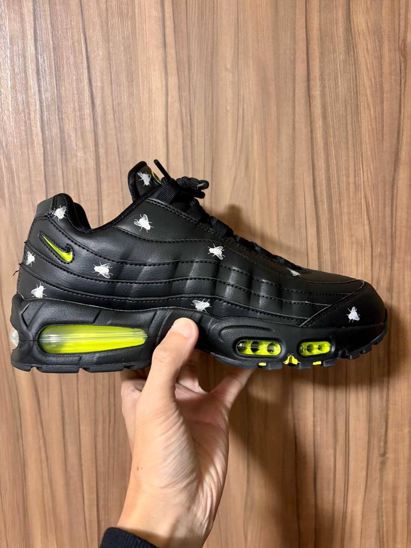 実物こんな感じです。
自分はめっちゃ好きでした🪰🕷️
蓄光するのかしら🤔