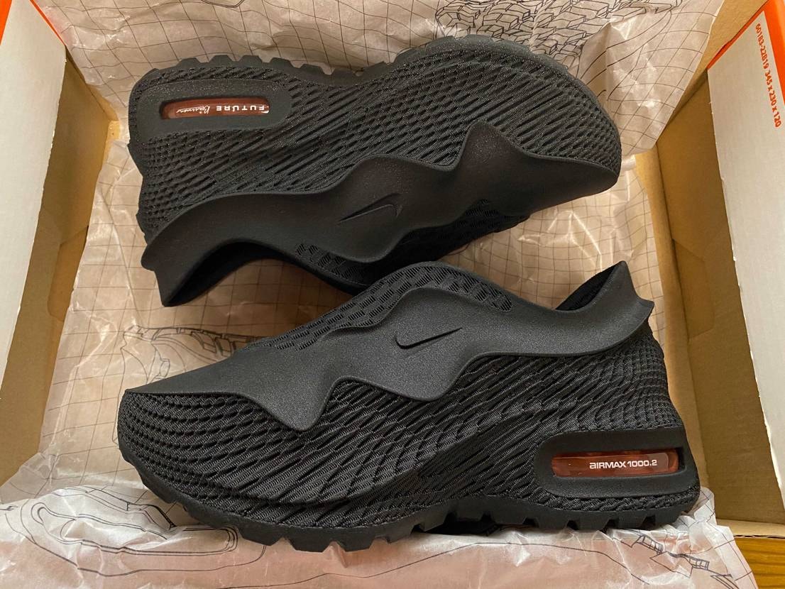Nike Air Max 1000.2 ハイパークリムゾン